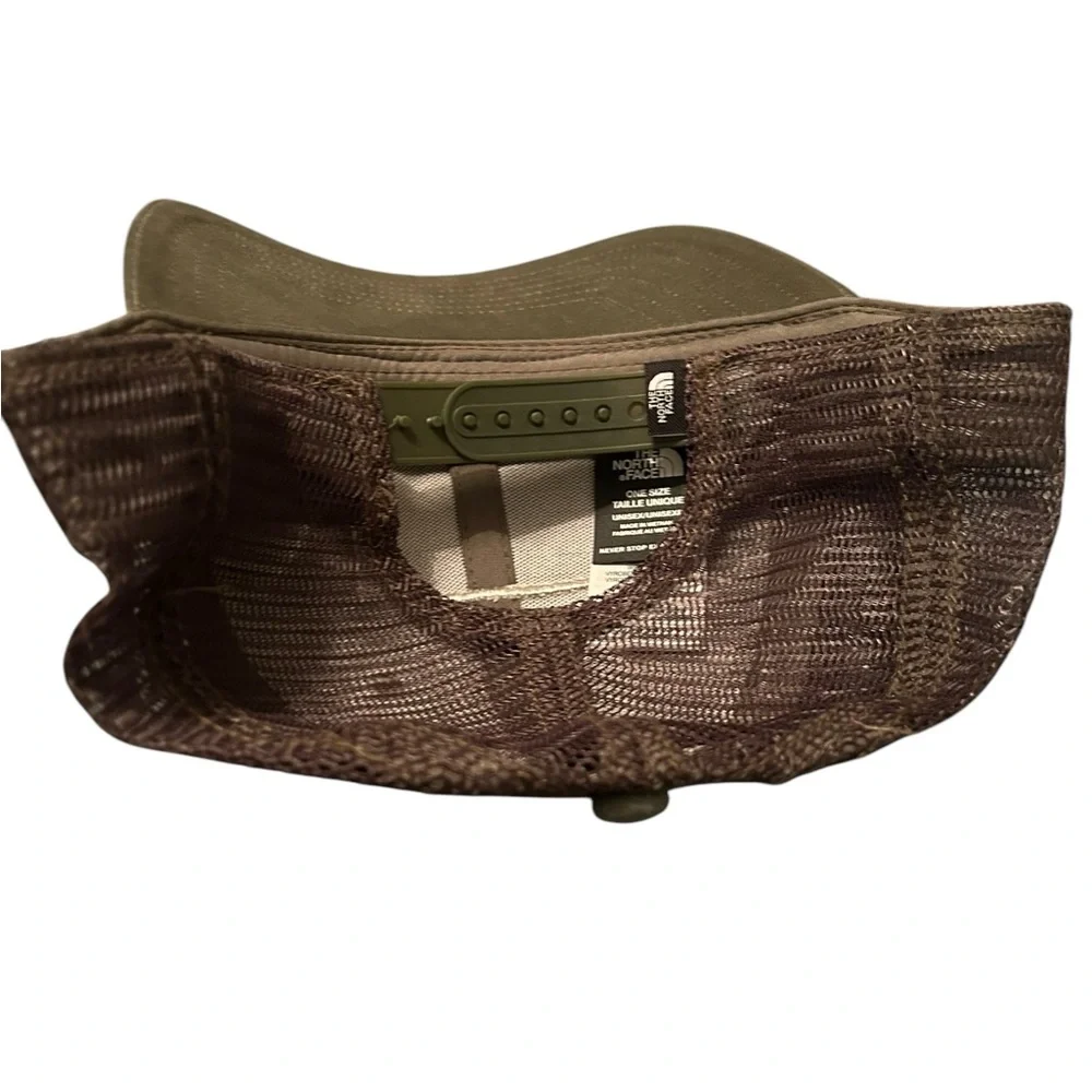 The North Face Trucker Mens Hat Cap‎ Green Snapback Outdoors Mesh Back